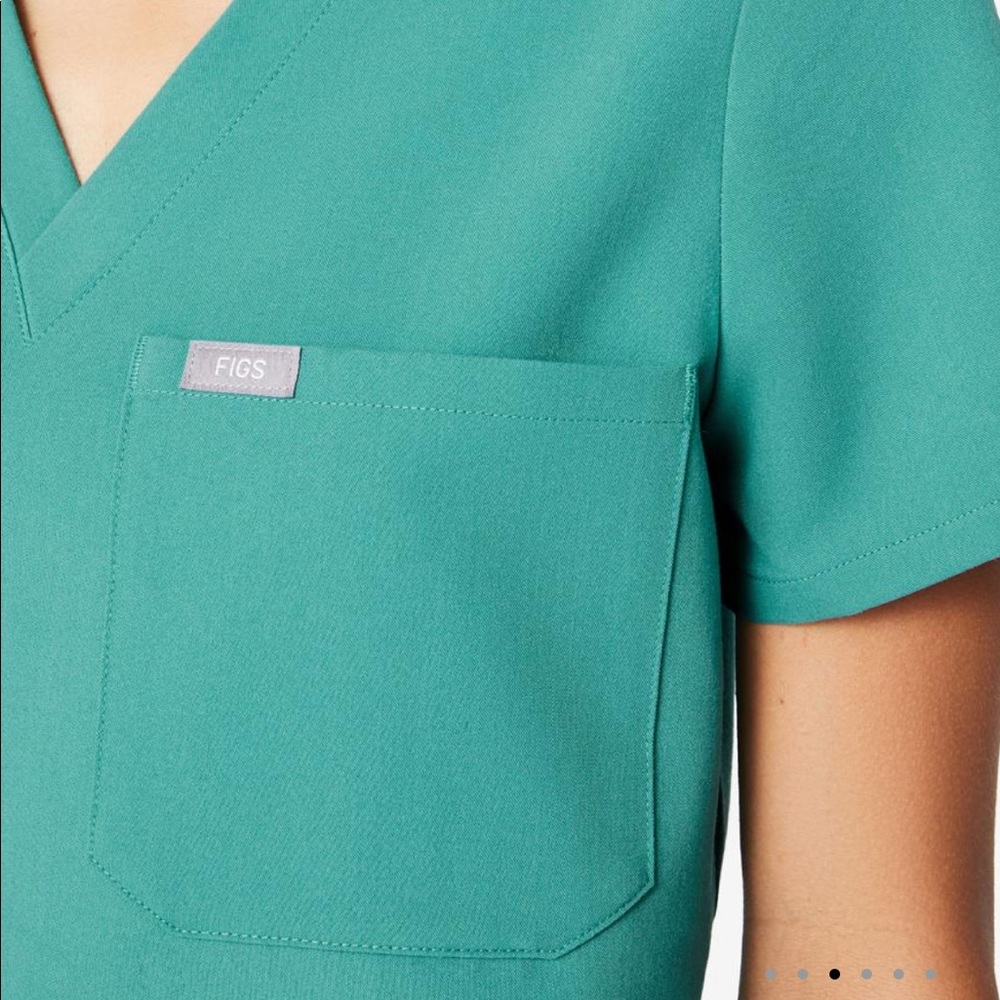 FIGS Catarina Scrub Top Marine NWT XS